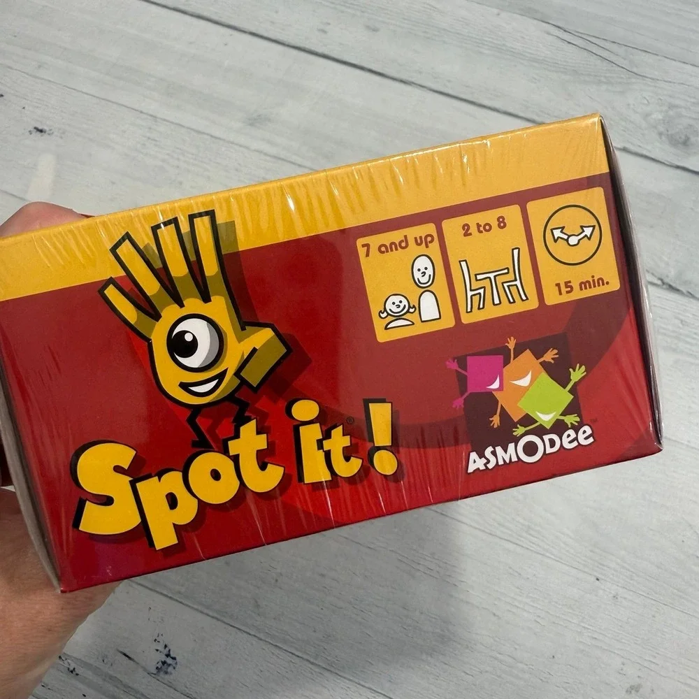 Spot It! Party Game original NEW